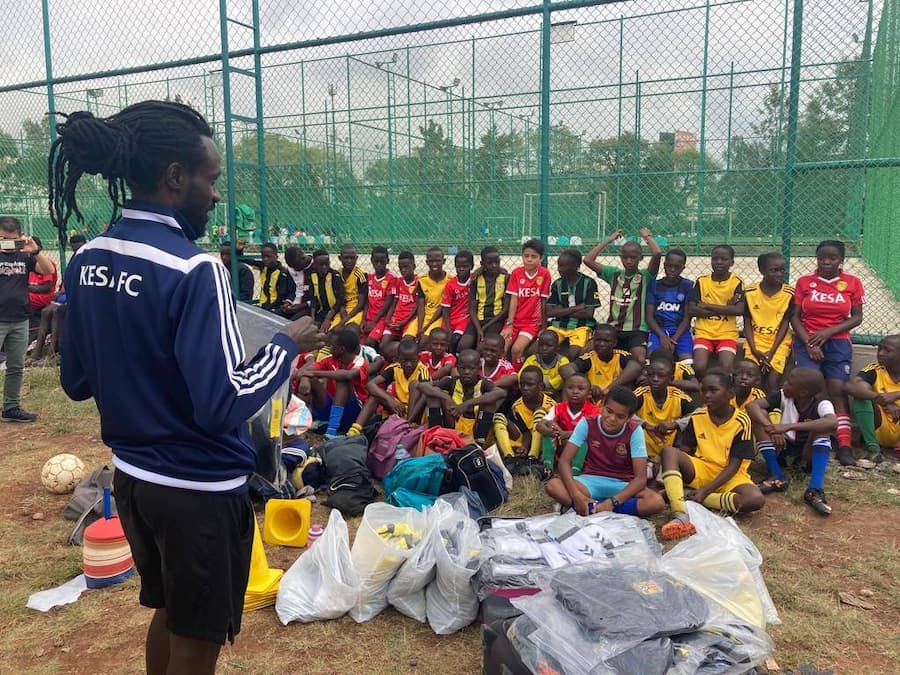 Kesa Soka: Fútbol y Valores para la Juventud de Kibera